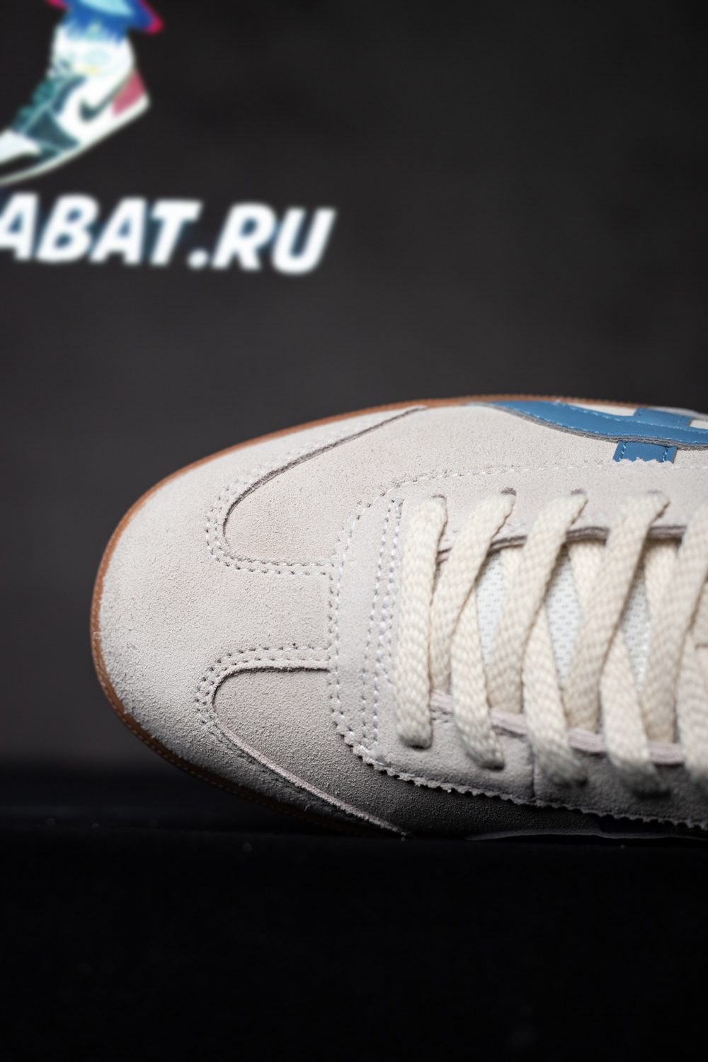 Onitsuka Tiger Tokuten