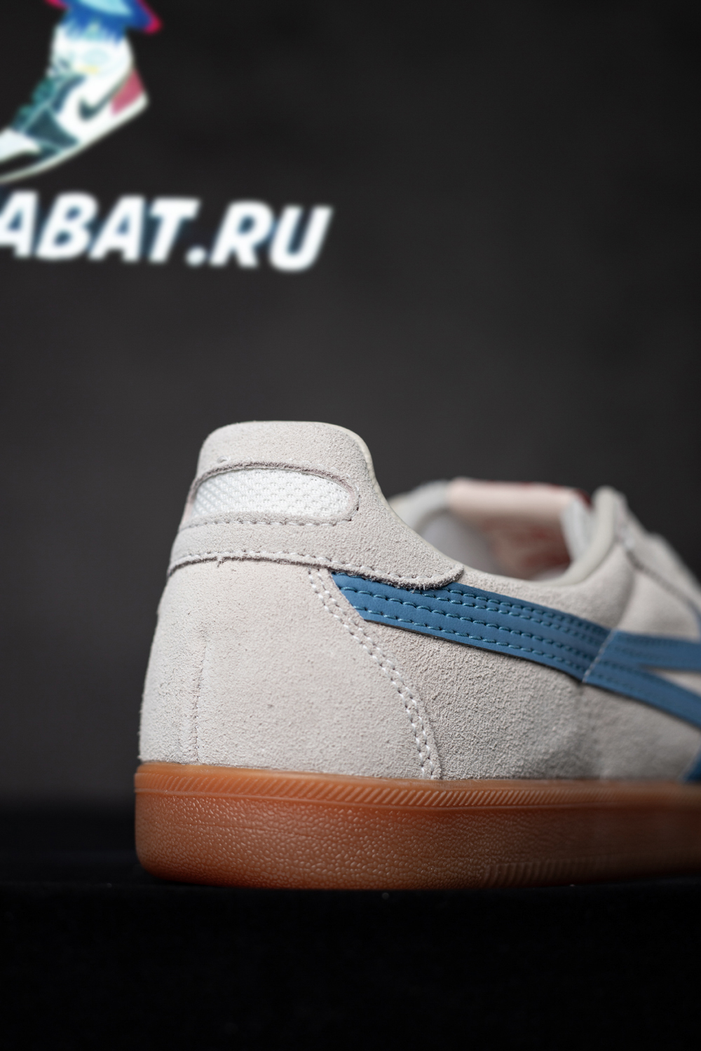 Onitsuka Tiger Tokuten