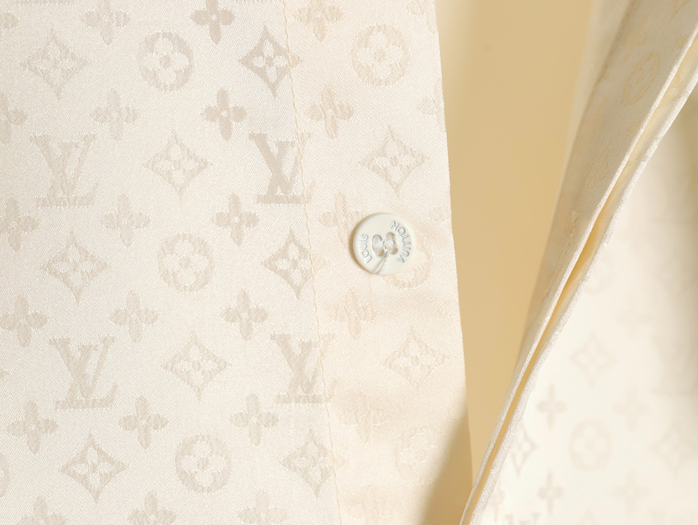 Louis Vuitton dark pattern all over print shirt