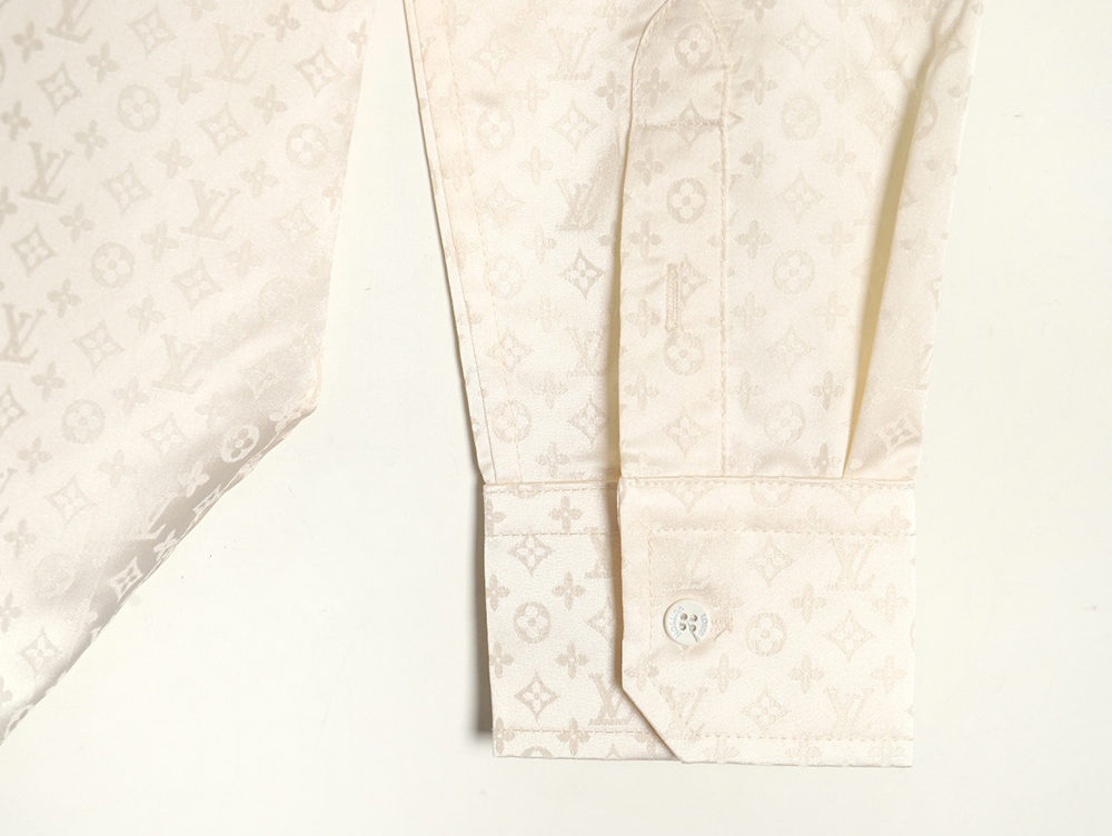 Louis Vuitton dark pattern all over print shirt