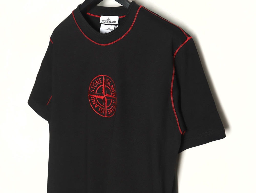 Stone Island black and red badge embroidered short-sleeved T-shirt