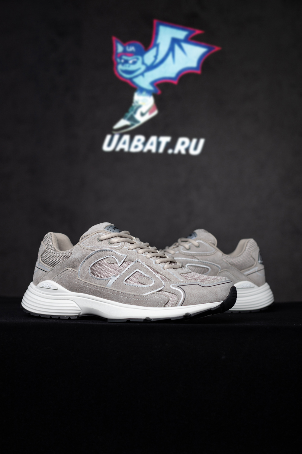 Dior B30 'Countdown - Grey'