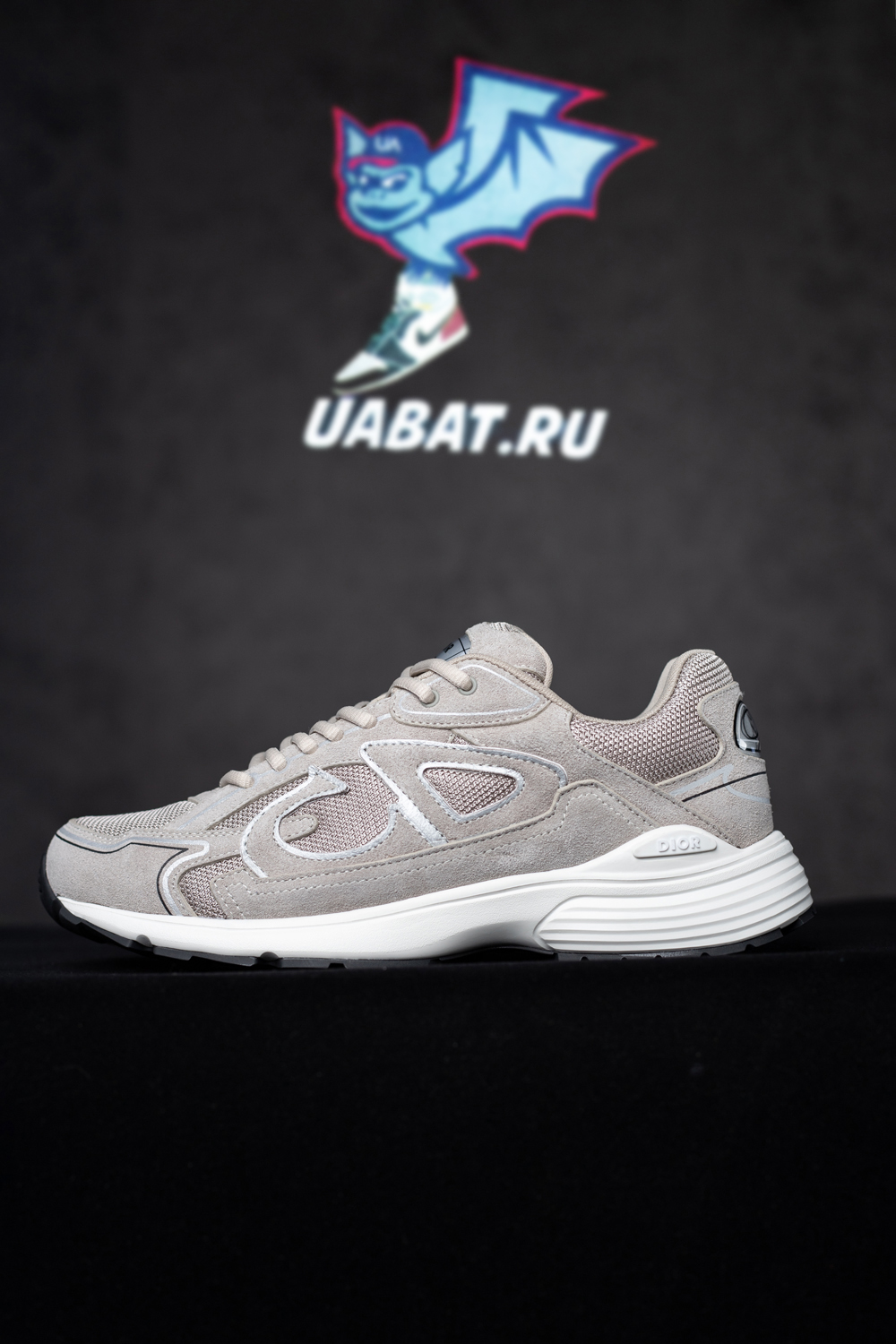 Dior B30 'Countdown - Grey'