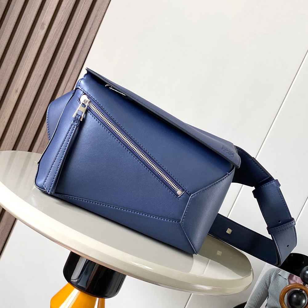 Loewe Small Puzzle bumbags 9114 24*16*10.5cm