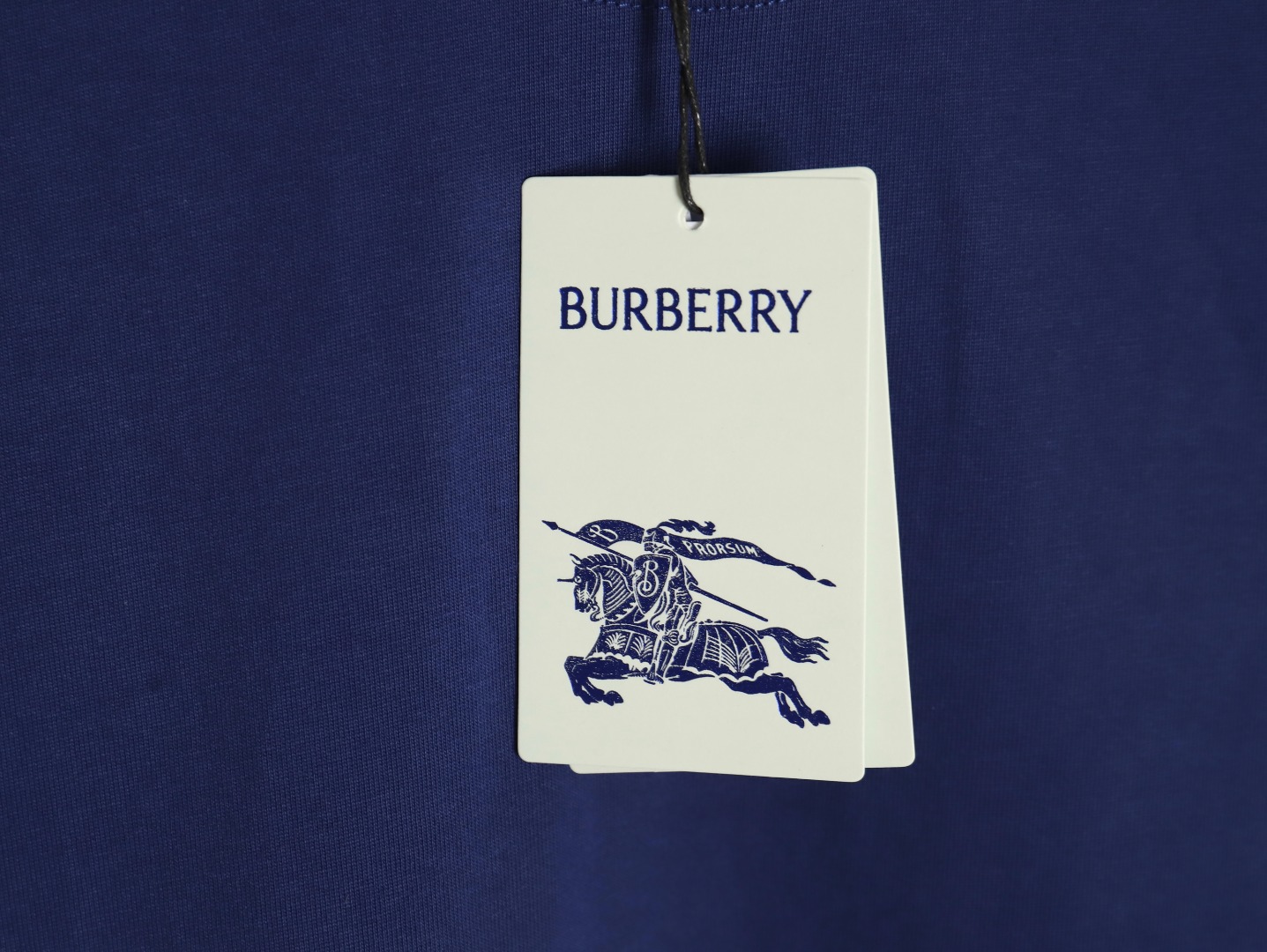 Burberry white horizontal striped war horse print short sleeves