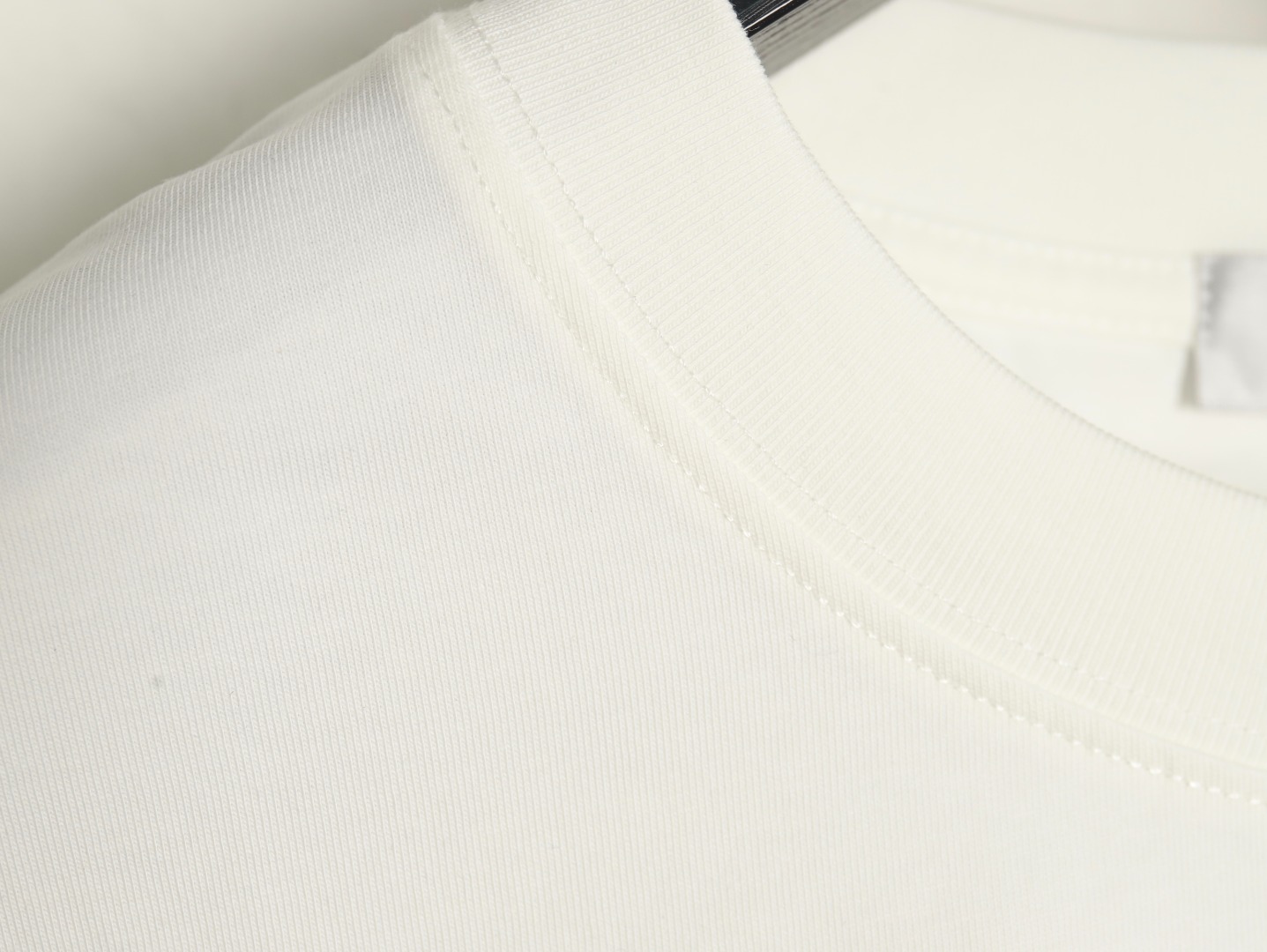 Dior bee embroidered logo short sleeve T-shirt