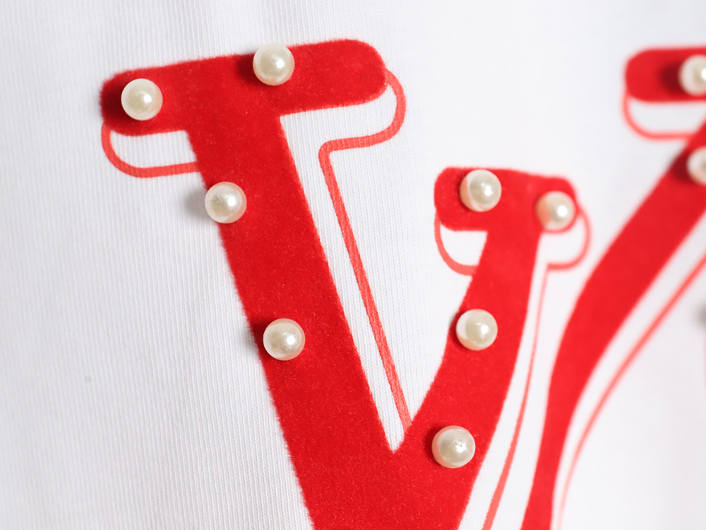 Louis Vuitton Pearl Slogan Print Short Sleeves