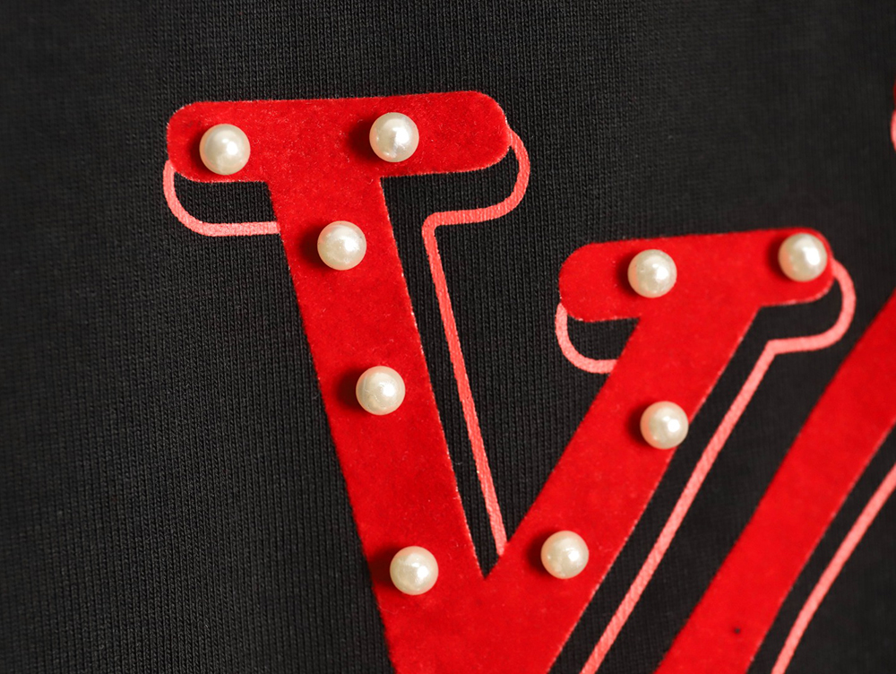 Louis Vuitton Pearl Slogan Print Short Sleeves TSK1