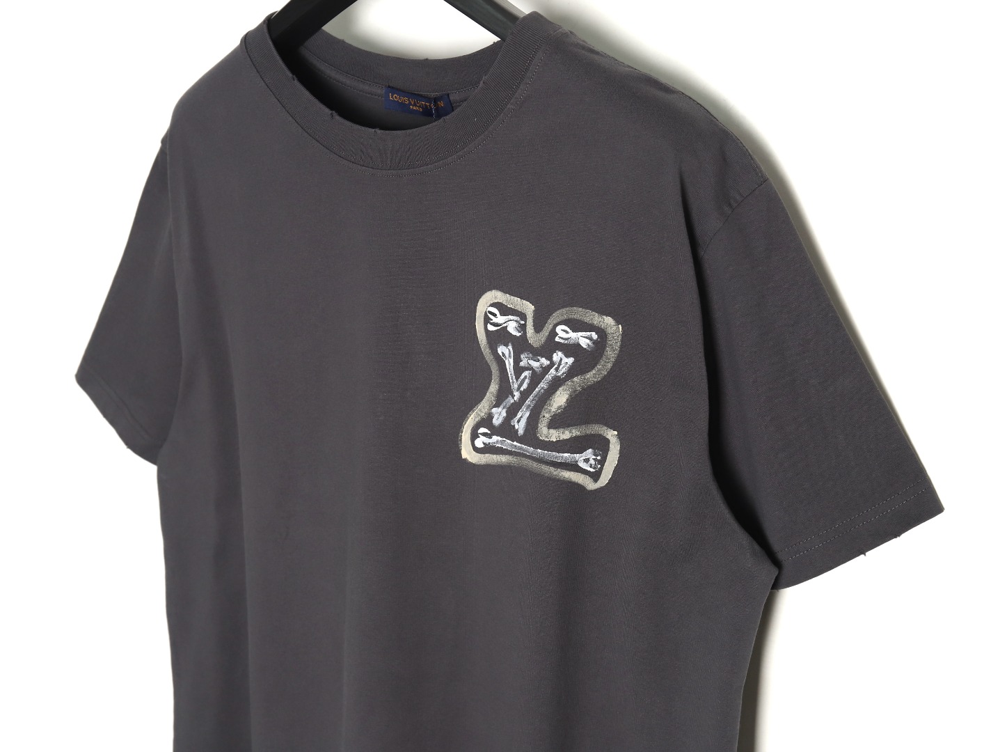 Louis Vuitton washed damaged hand-painted round neck short-sleeved T-shirt