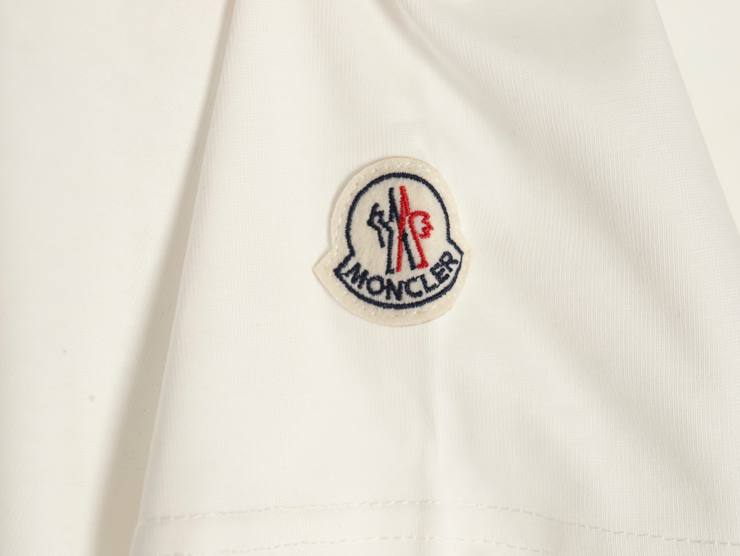 Moncler pixel fuzzy foam logo printed short-sleeved T-shirt