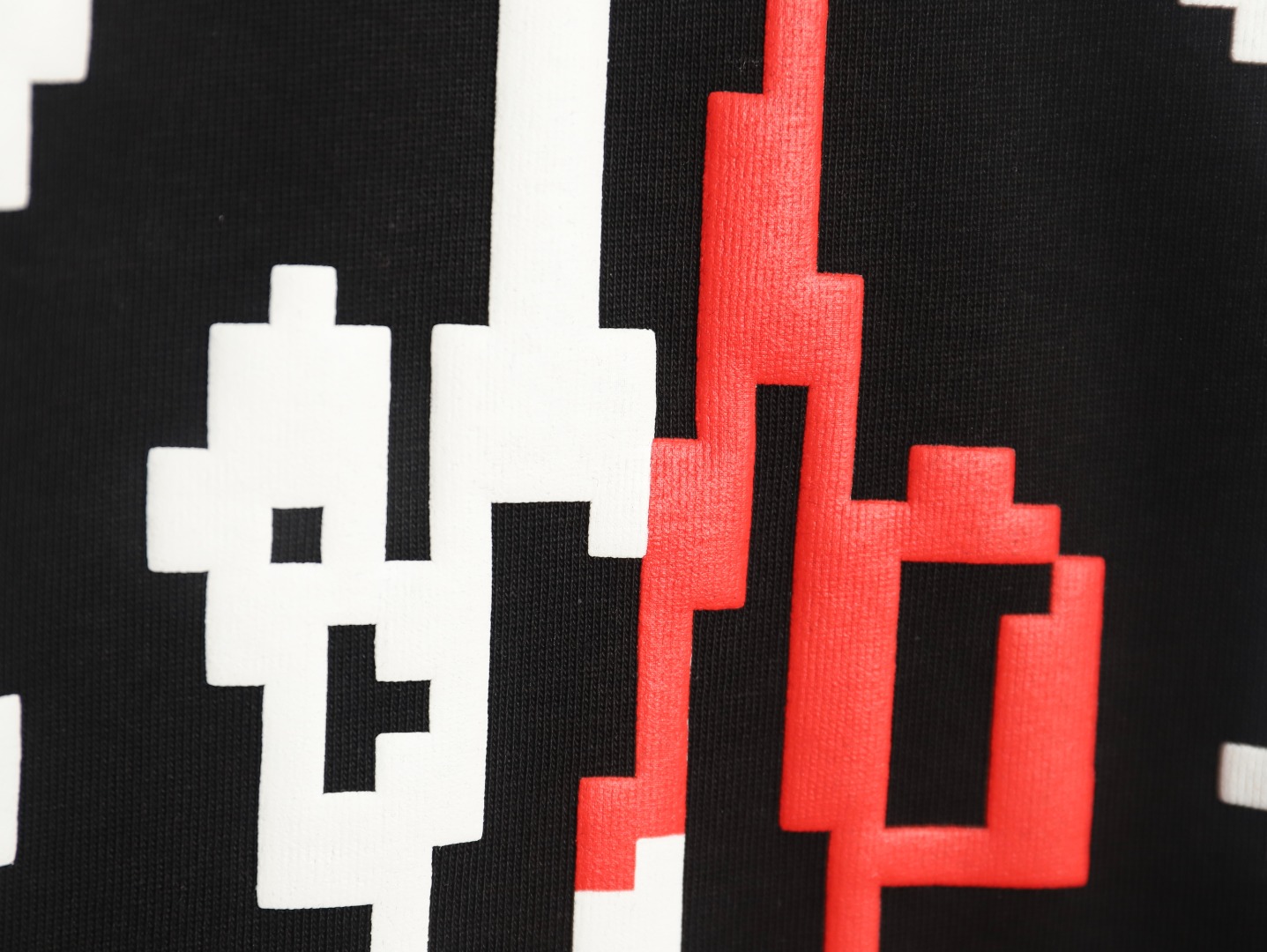Moncler pixel fuzzy foam logo printed short-sleeved T-shirt TSK1