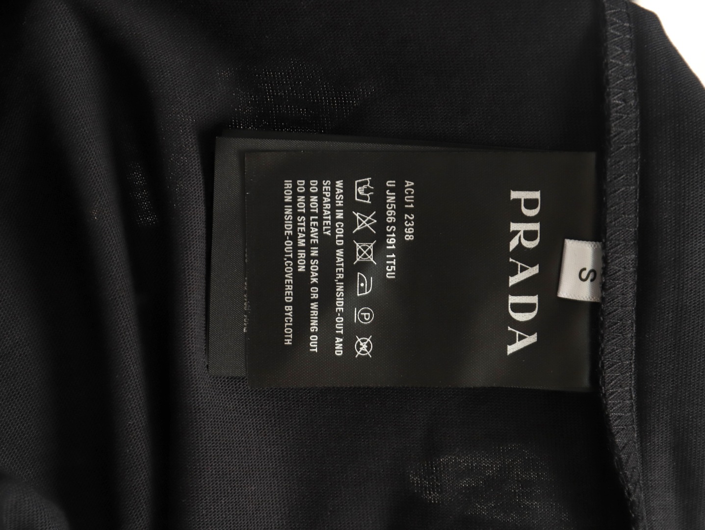 Prada triangle logo leather tag pocket short sleeves TSK1