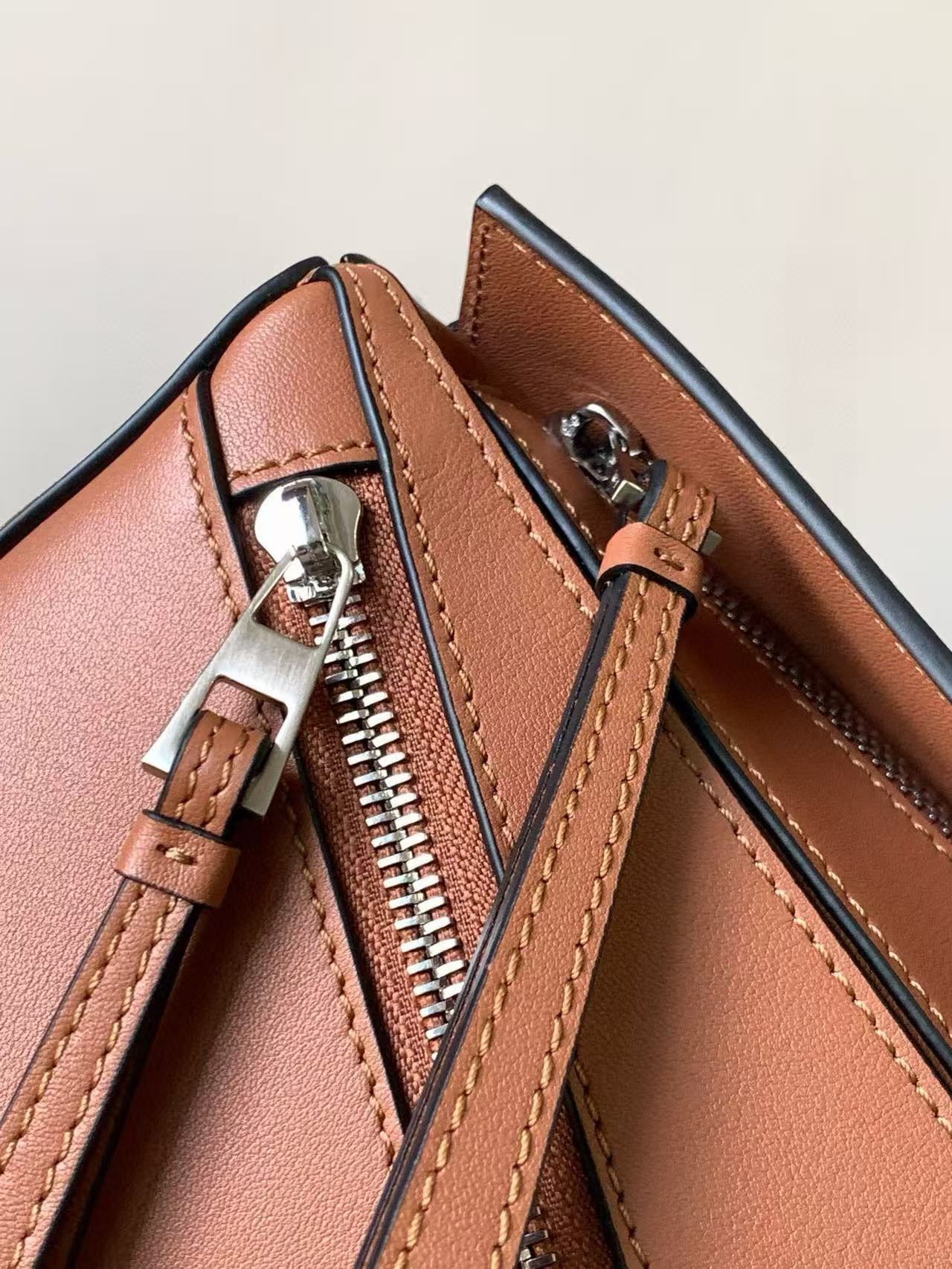 Loewe Mini Puzzle bumbags 2530 11.8*17.5*7.5cm