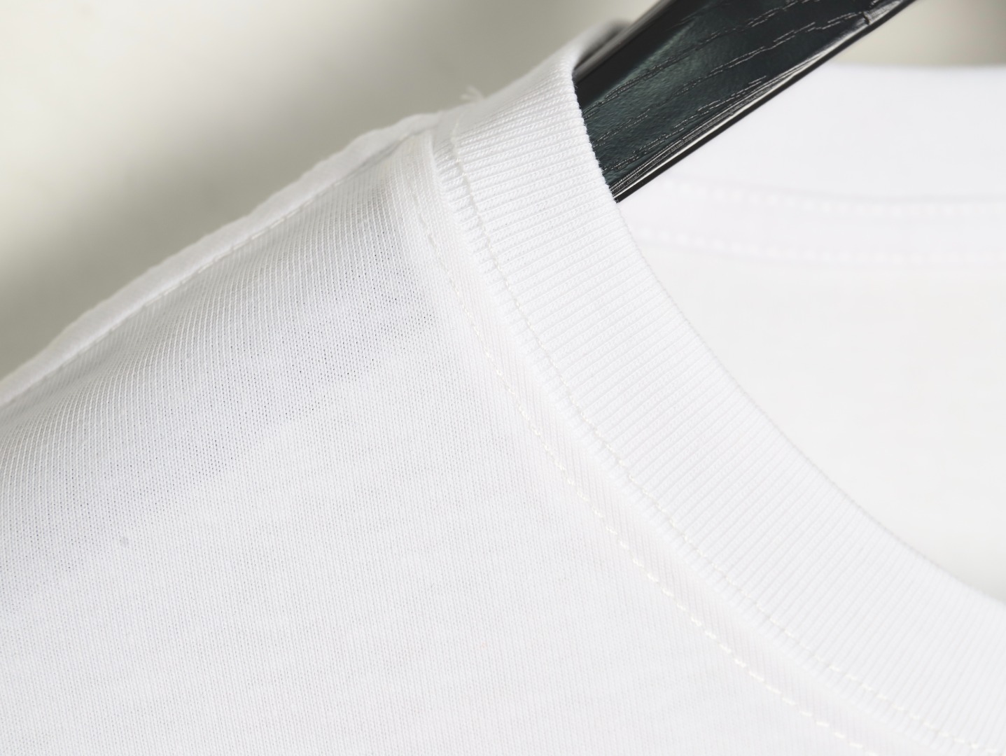 Burberry Gold Leaf Logo Short Sleeve T-Shirt