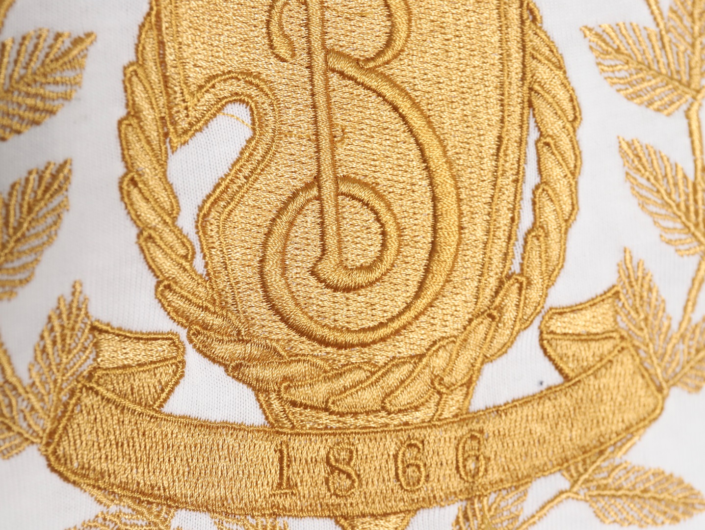 Burberry Gold Leaf Logo Short Sleeve T-Shirt