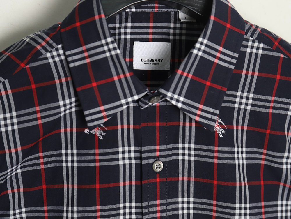 Burberry all over print war horse plaid long sleeve shirt TSK1