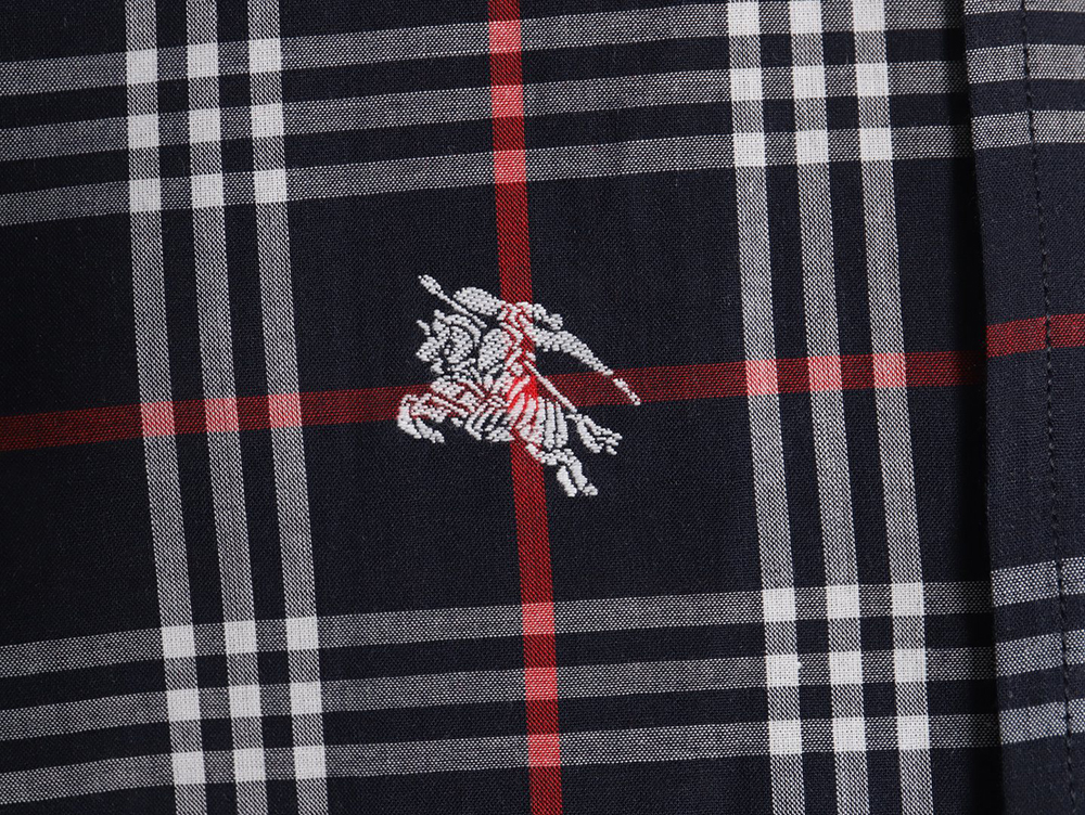 Burberry all over print war horse plaid long sleeve shirt TSK1