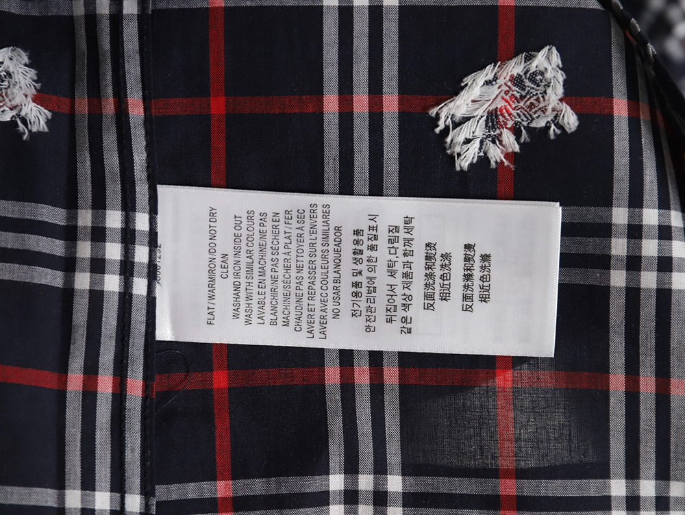 Burberry all over print war horse plaid long sleeve shirt TSK1