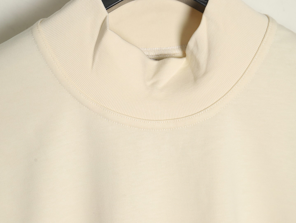 Bottega Veneta small turtleneck short-sleeved T-shirt