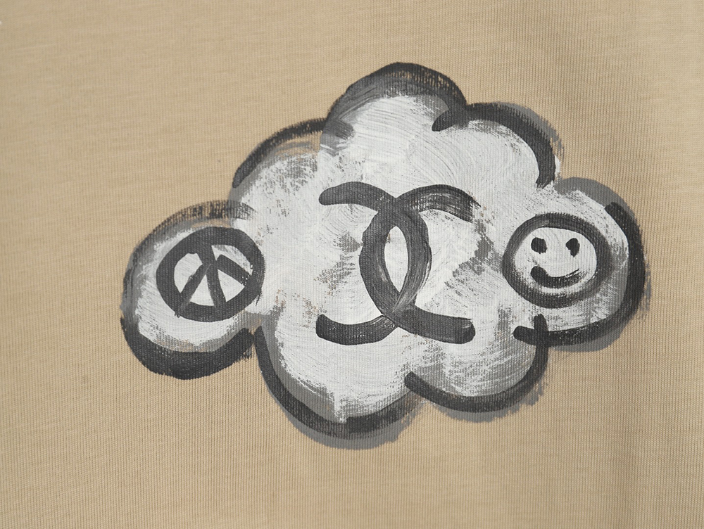 Chanel hand-painted graffiti letters short sleeve