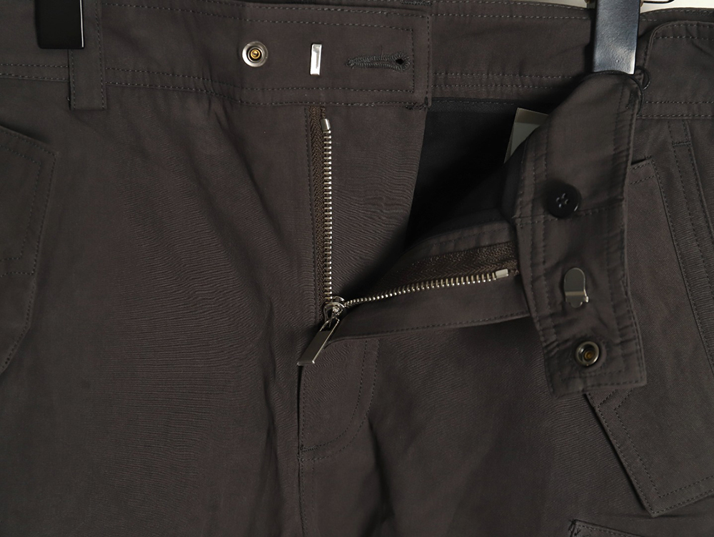 Dior Lock-Button Cargo Shorts TSK1
