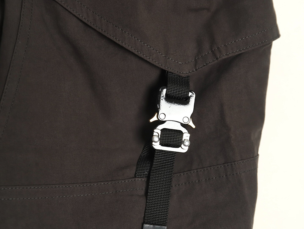 Dior Lock-Button Cargo Shorts TSK1