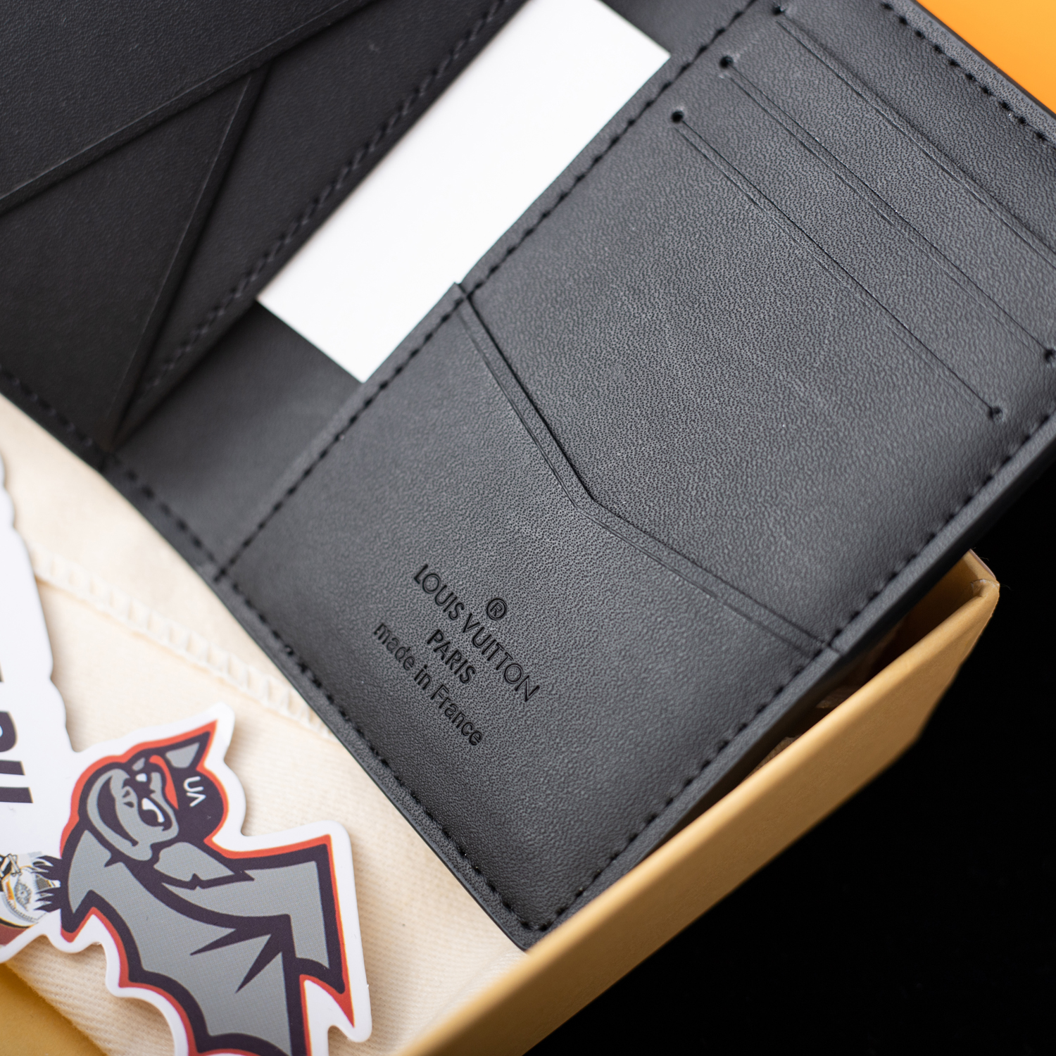 Louis Vuitton Wallets M69044 8*11*1cm