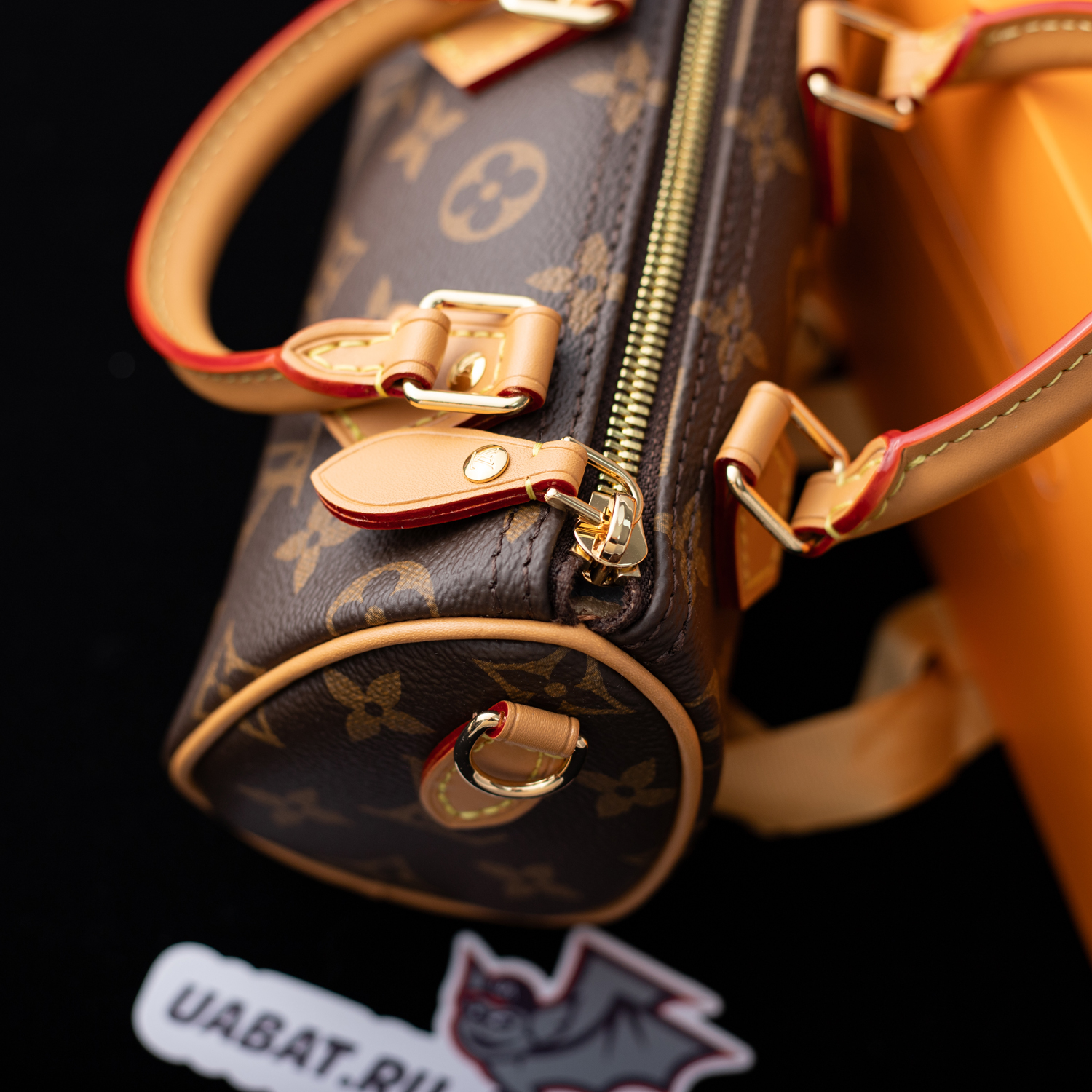 Louis Vuitton Nano Speedy Bags M81085 16*10*7.6cm