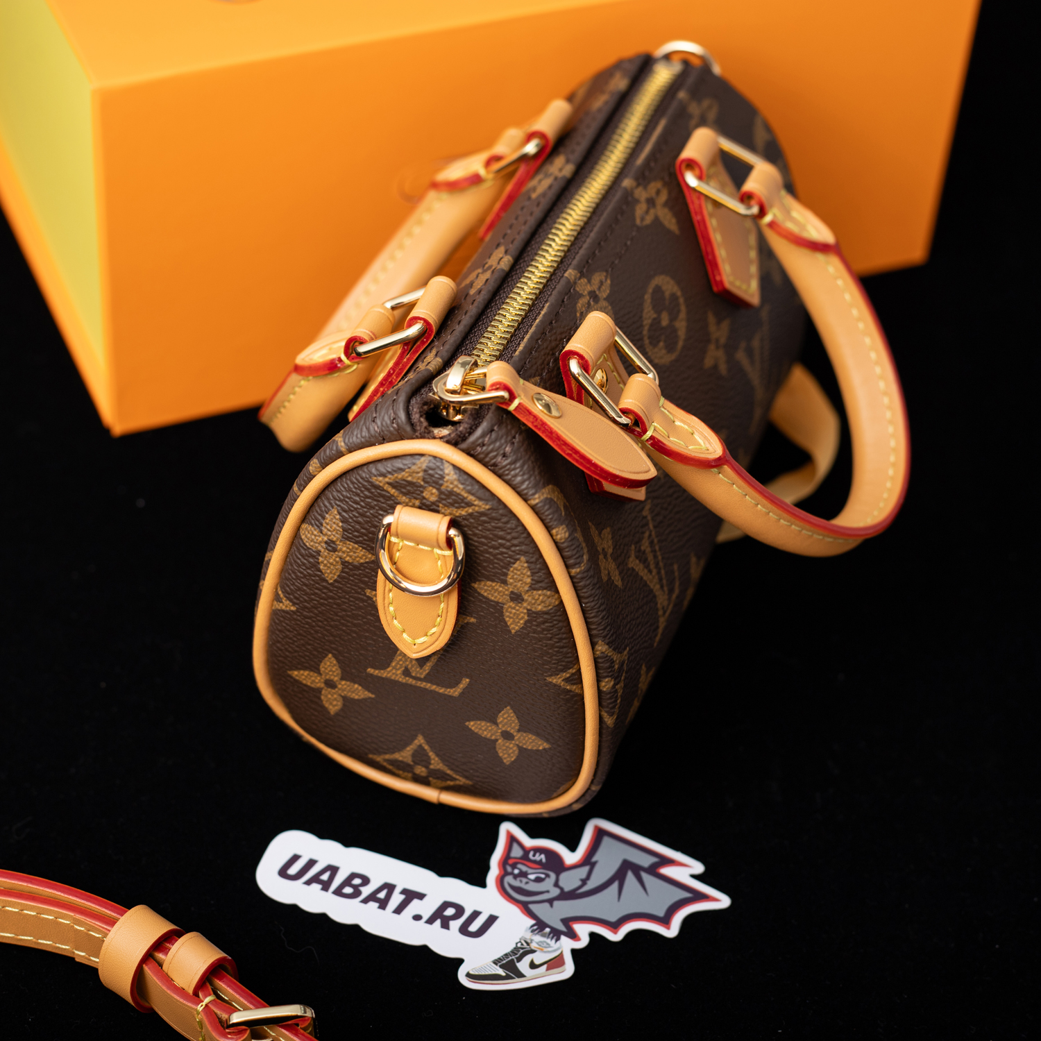 Louis Vuitton Nano Speedy Bags M81085 16*10*7.6cm