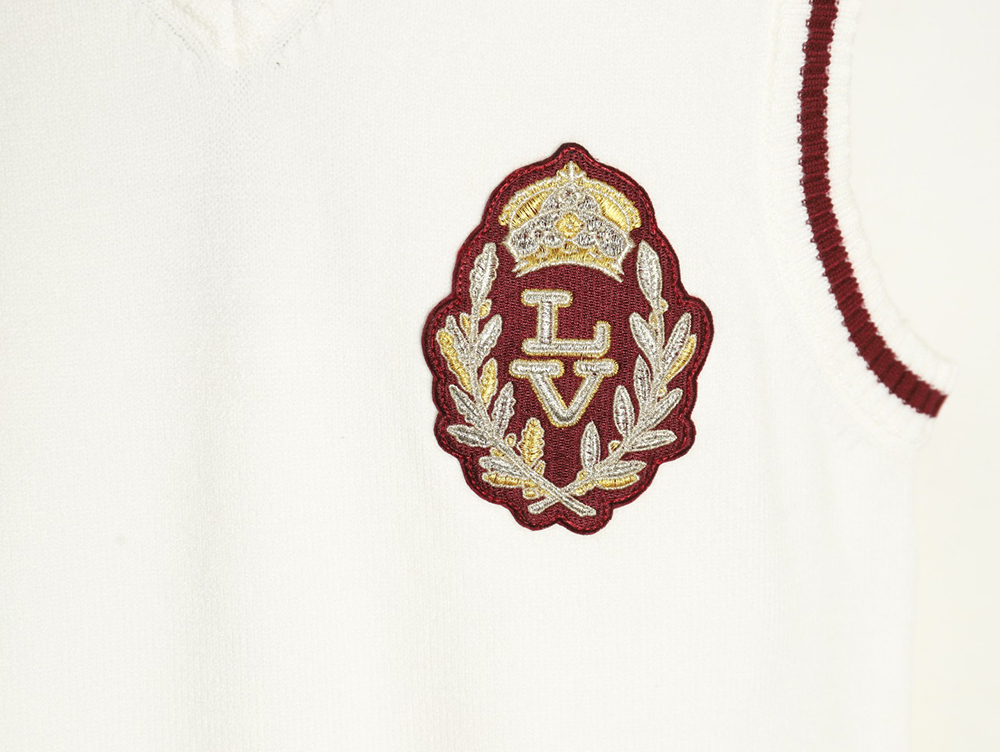 Louis Vuitton badge contrast lettering embroidered knitted vest