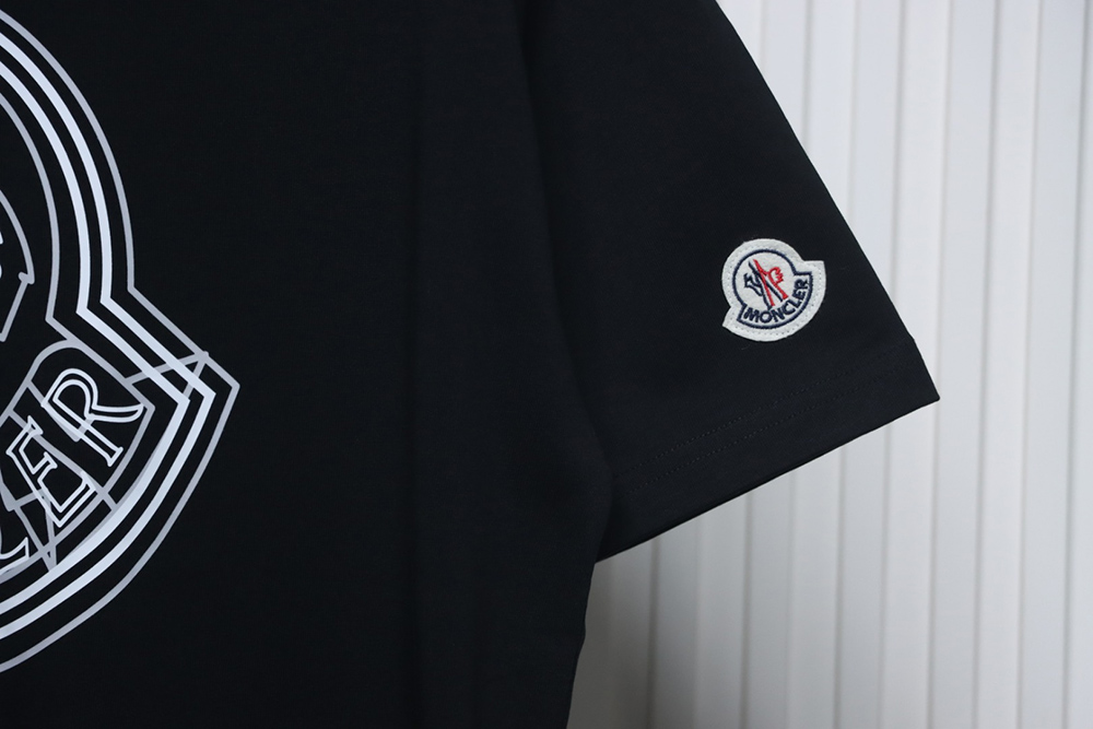 Moncler overlapping logo print short sleeves