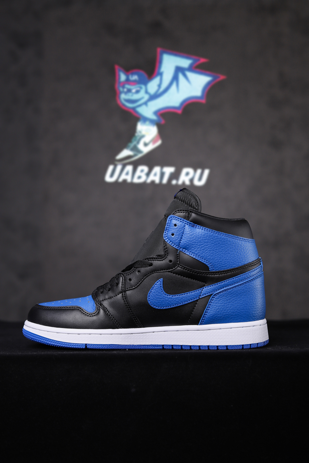 Air Jordan 1 Retro High OG 'Royal' 2017