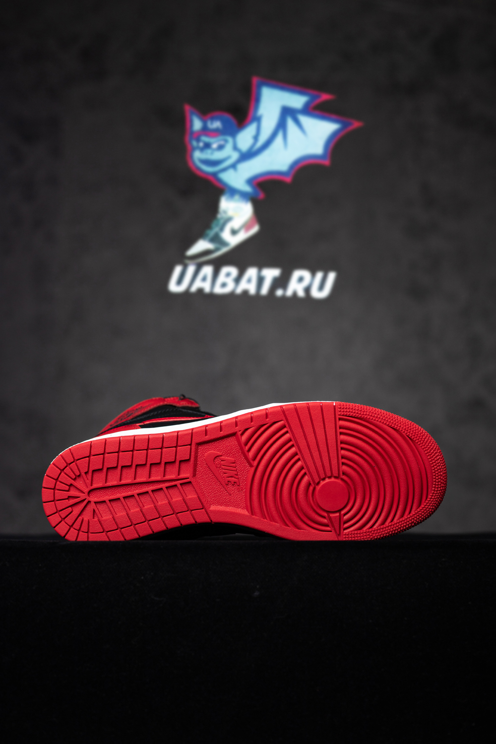 Air Jordan 1 Retro High '85 OG 'Bred / Banned' 2025