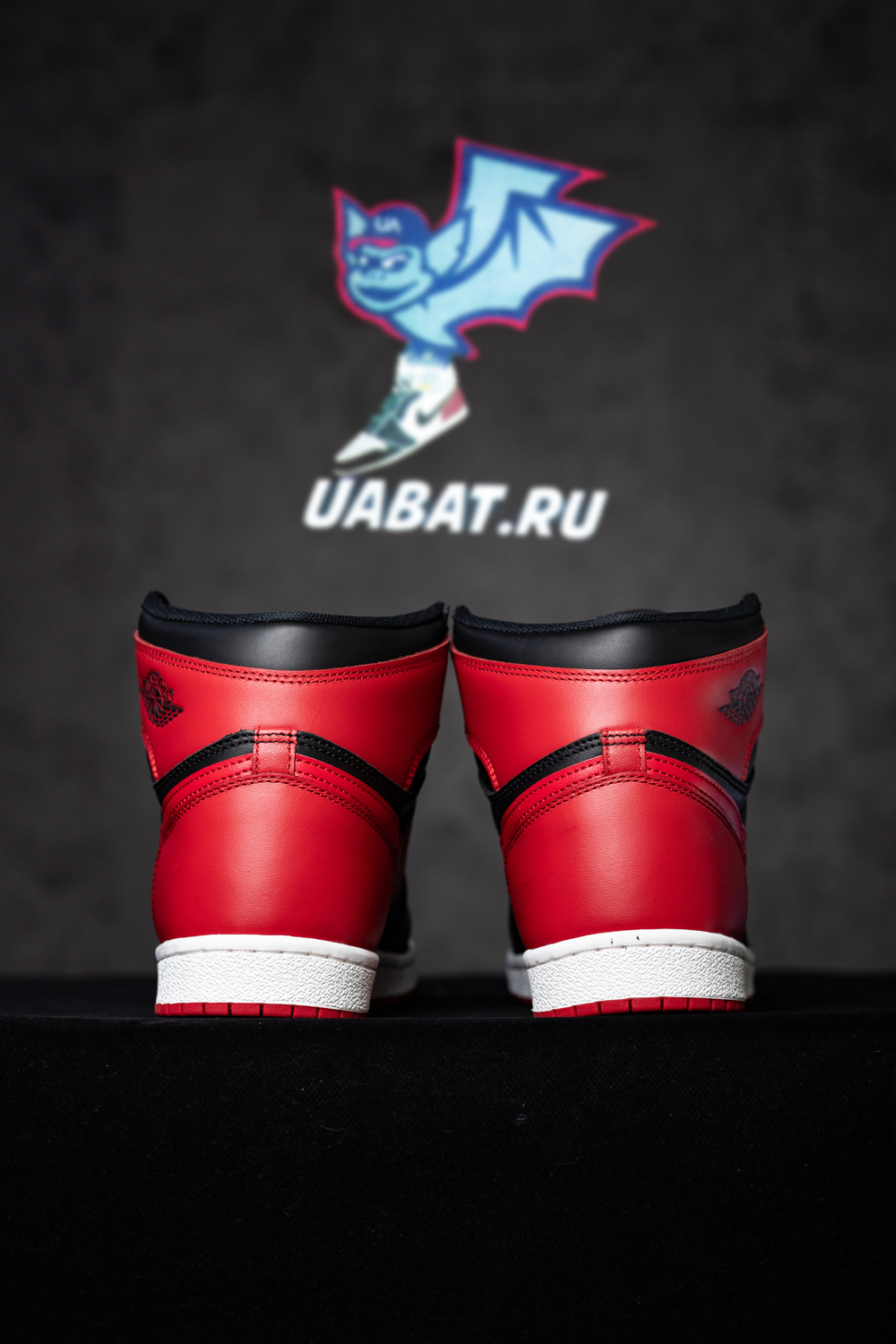 Air Jordan 1 Retro High '85 OG 'Bred / Banned' 2025