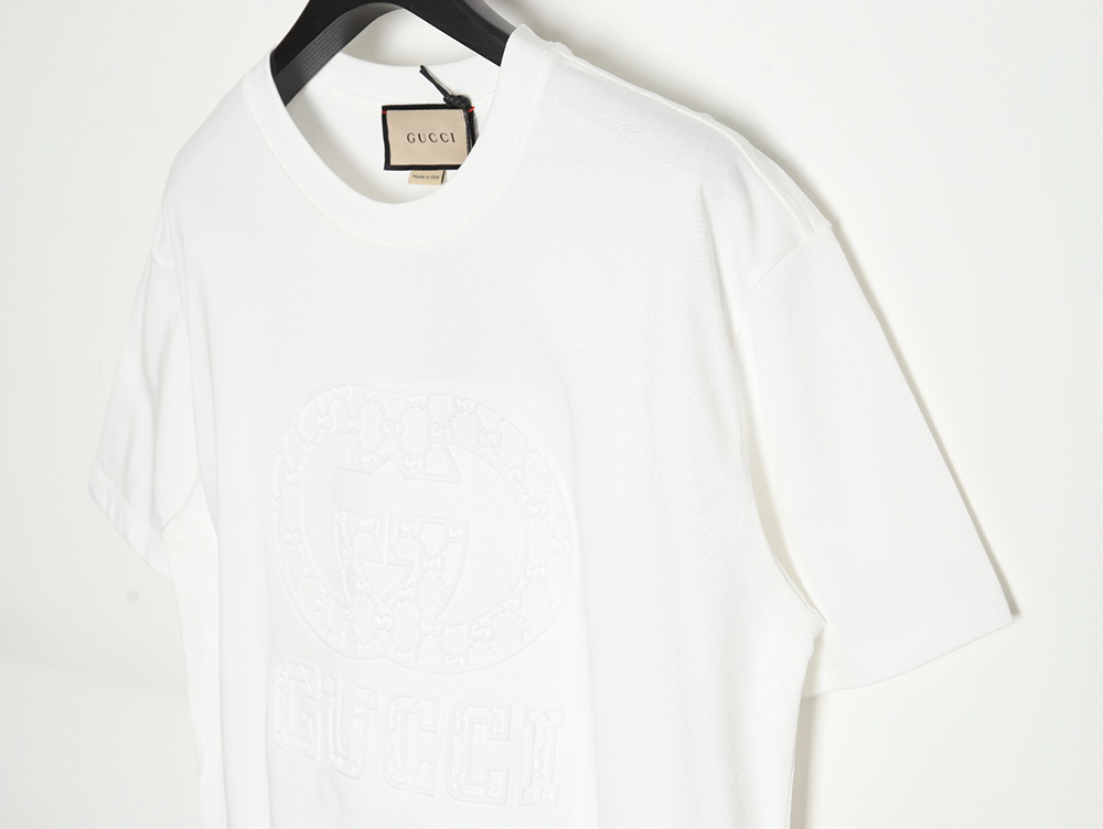 Gucci embossed logo crew neck short sleeves