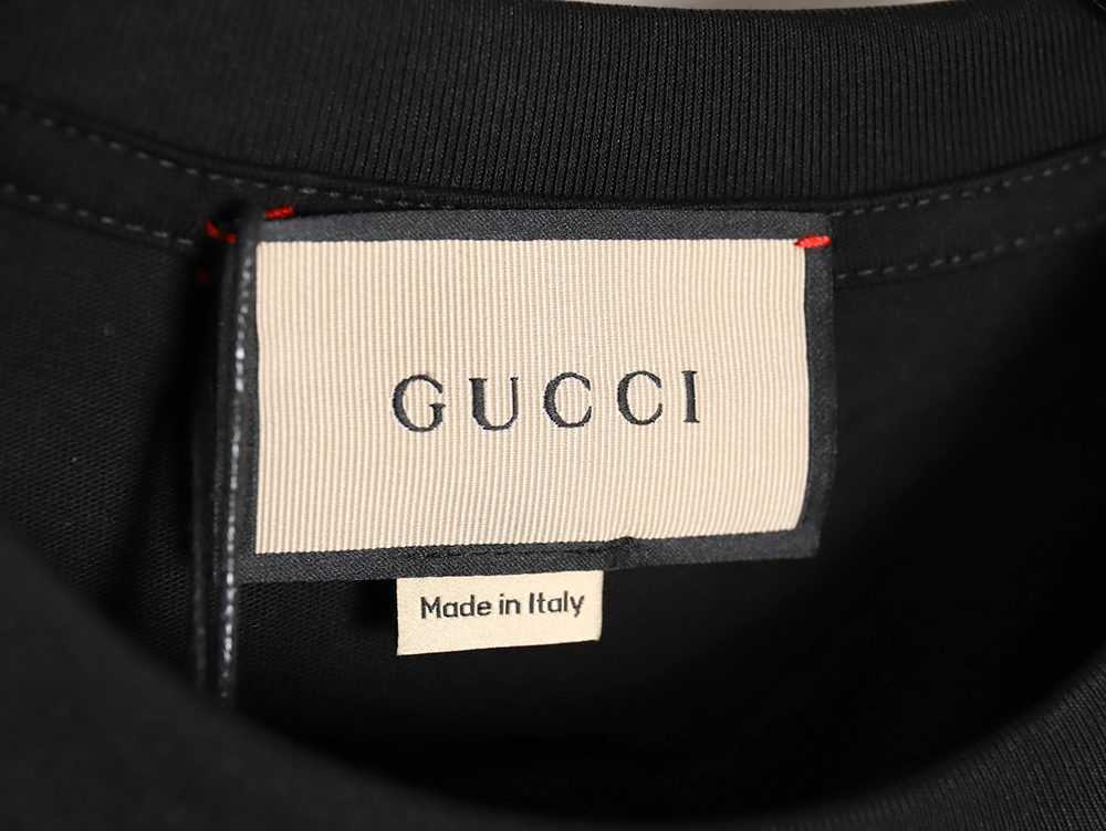 Gucci embossed logo crew neck short sleeves TSK1