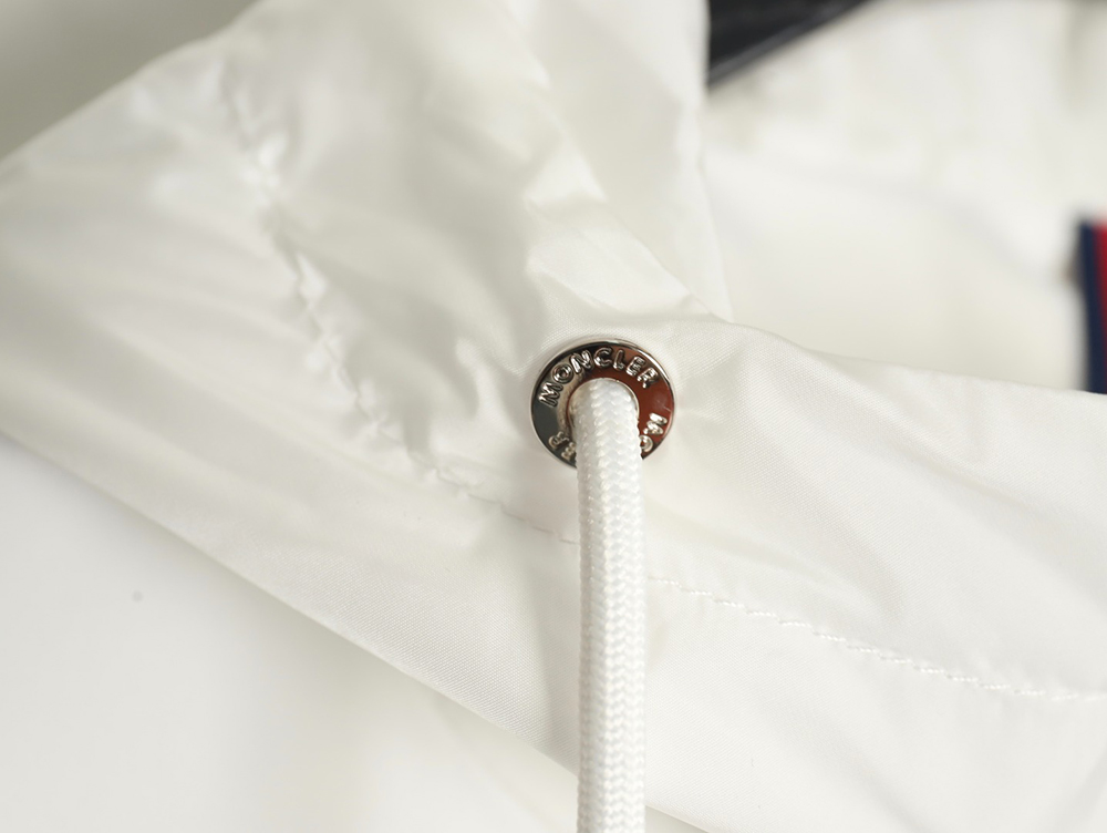 Moncler Zip-up Lightweight Hooded Jacket