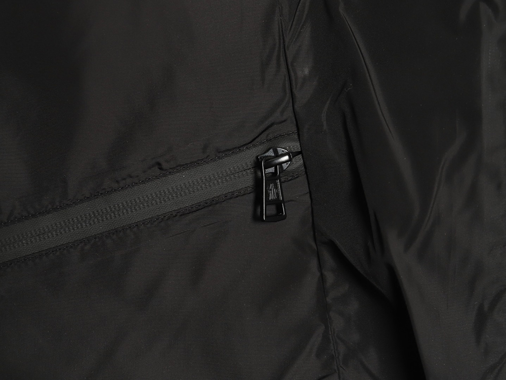 Moncler Zip-up Lightweight Hooded Jacket TSK1
