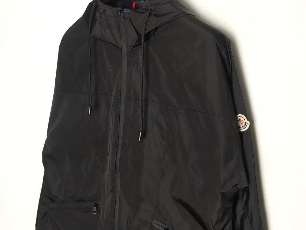 Moncler Zip-up Lightweight Hooded Jacket TSK1