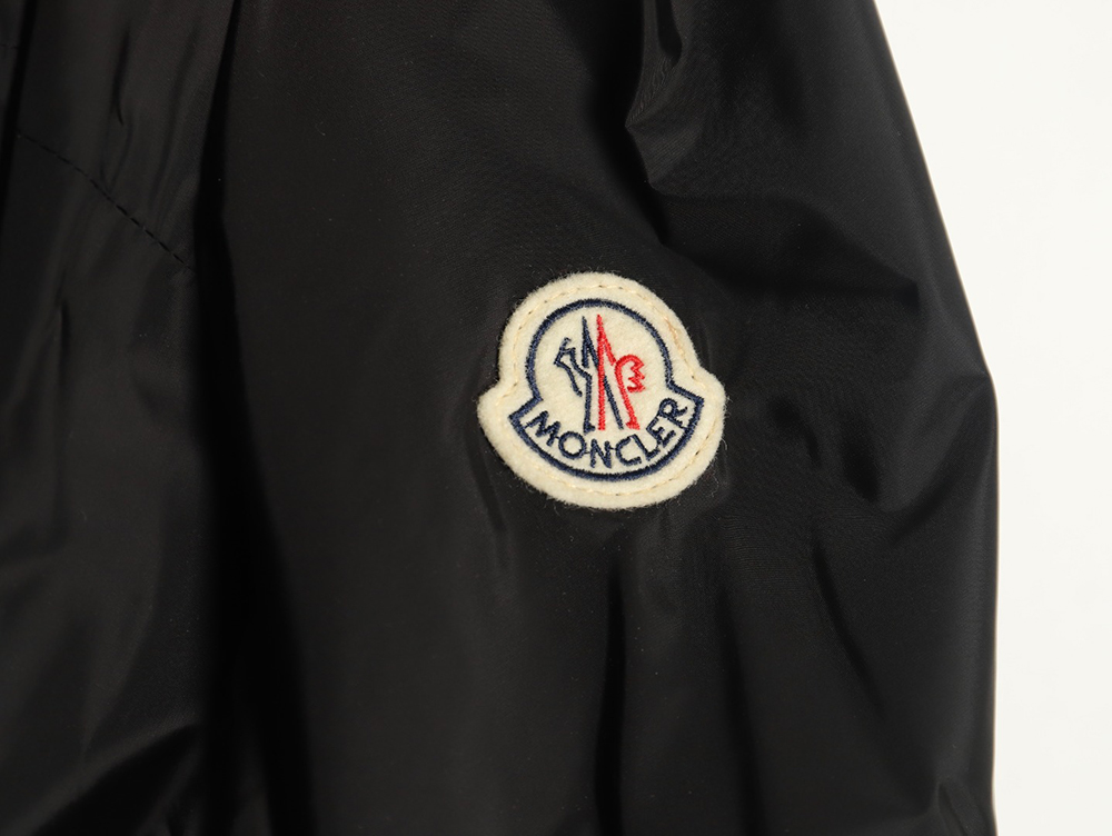 Moncler Zip-up Lightweight Hooded Jacket TSK1