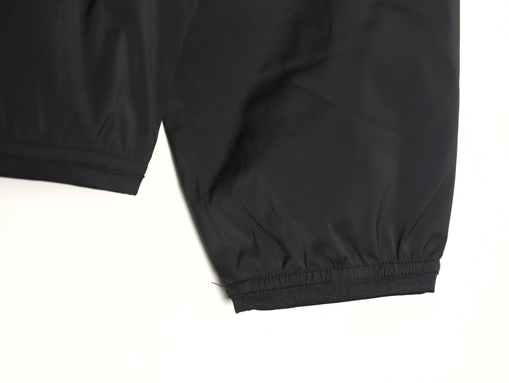 Burberry Back Cutout Warhorse Lightweight Jacket TSK1
