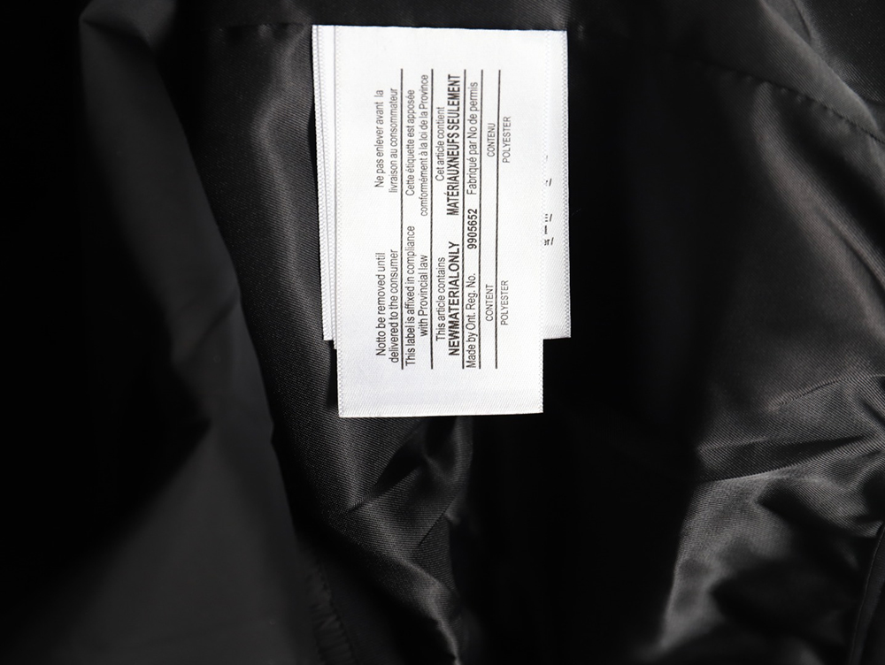 Burberry Back Cutout Warhorse Lightweight Jacket TSK1