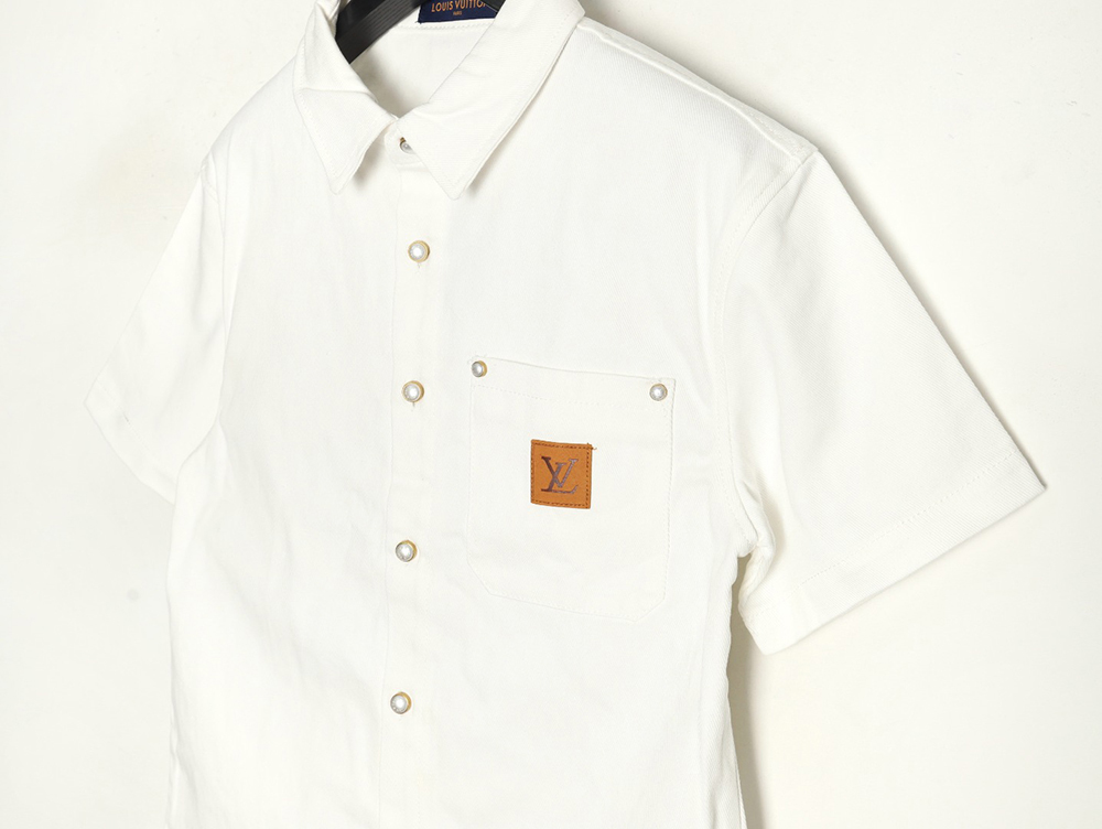 Louis Vuitton leather label pocket short sleeve denim shirt