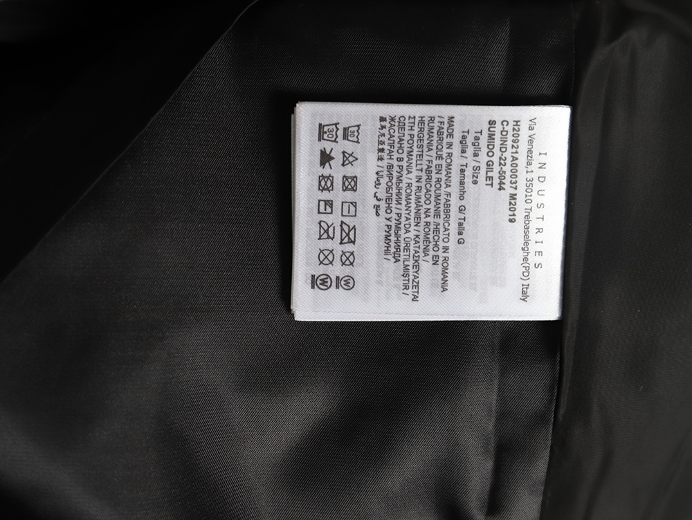 Moncler work style lightweight hooded jacket TSK1