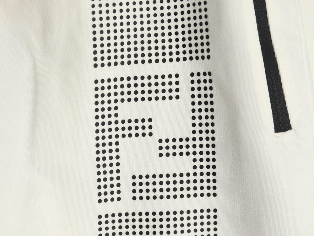 Fendi single side polka dot double F shorts