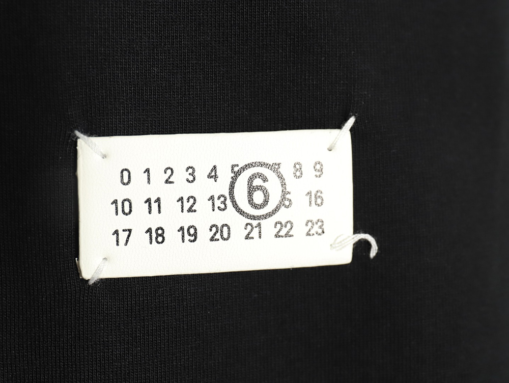 Maison Margiela Leather Label Zhangzi Short Sleeve T-Shirt TSK1