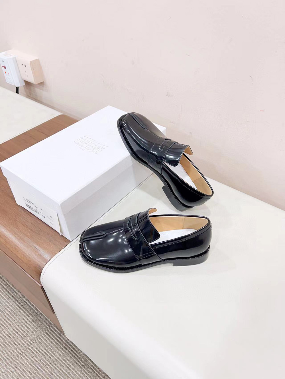 Maison Margiela Tabi leather loafers