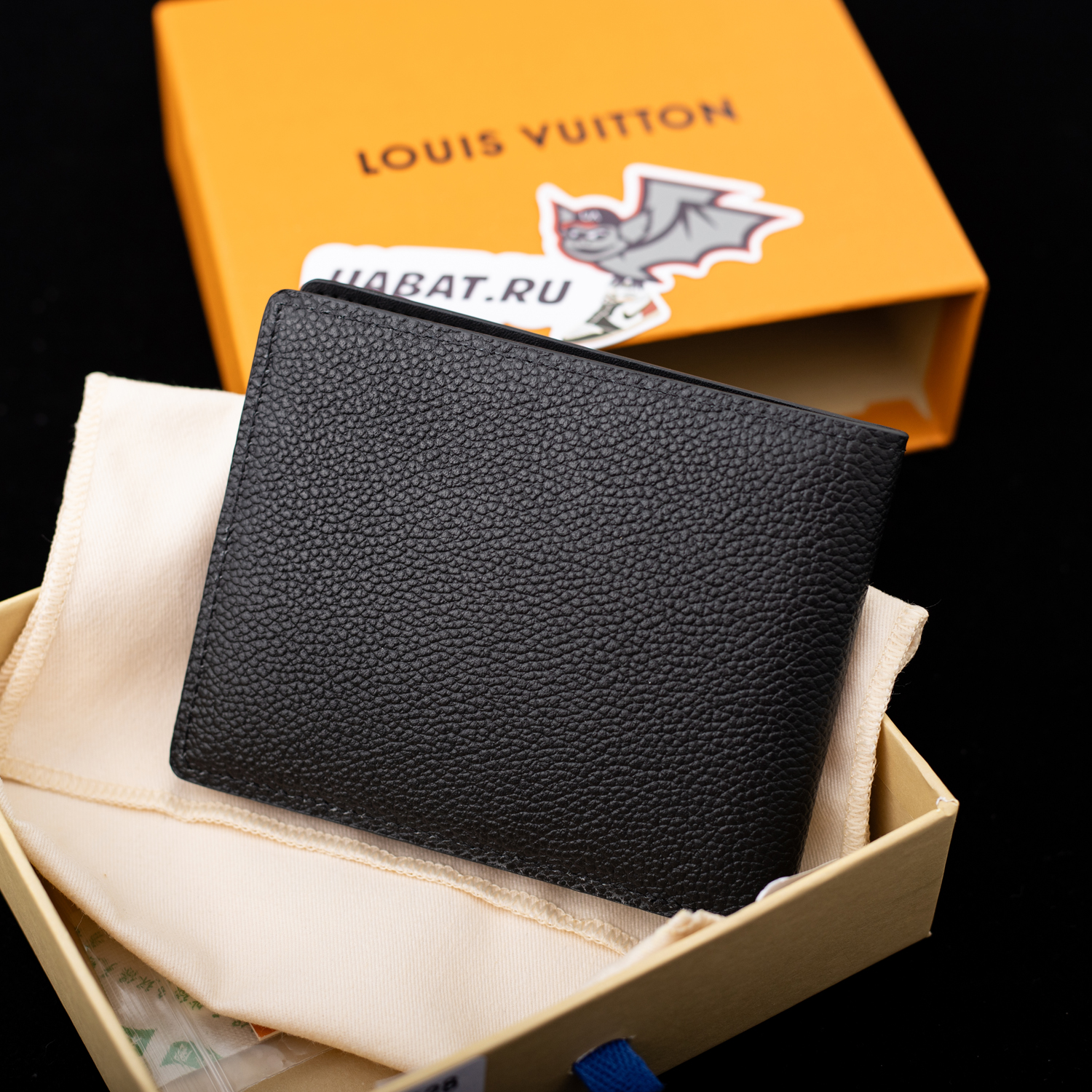 Louis Vuitton Slender Wallets M83128 11*8.5*2cm