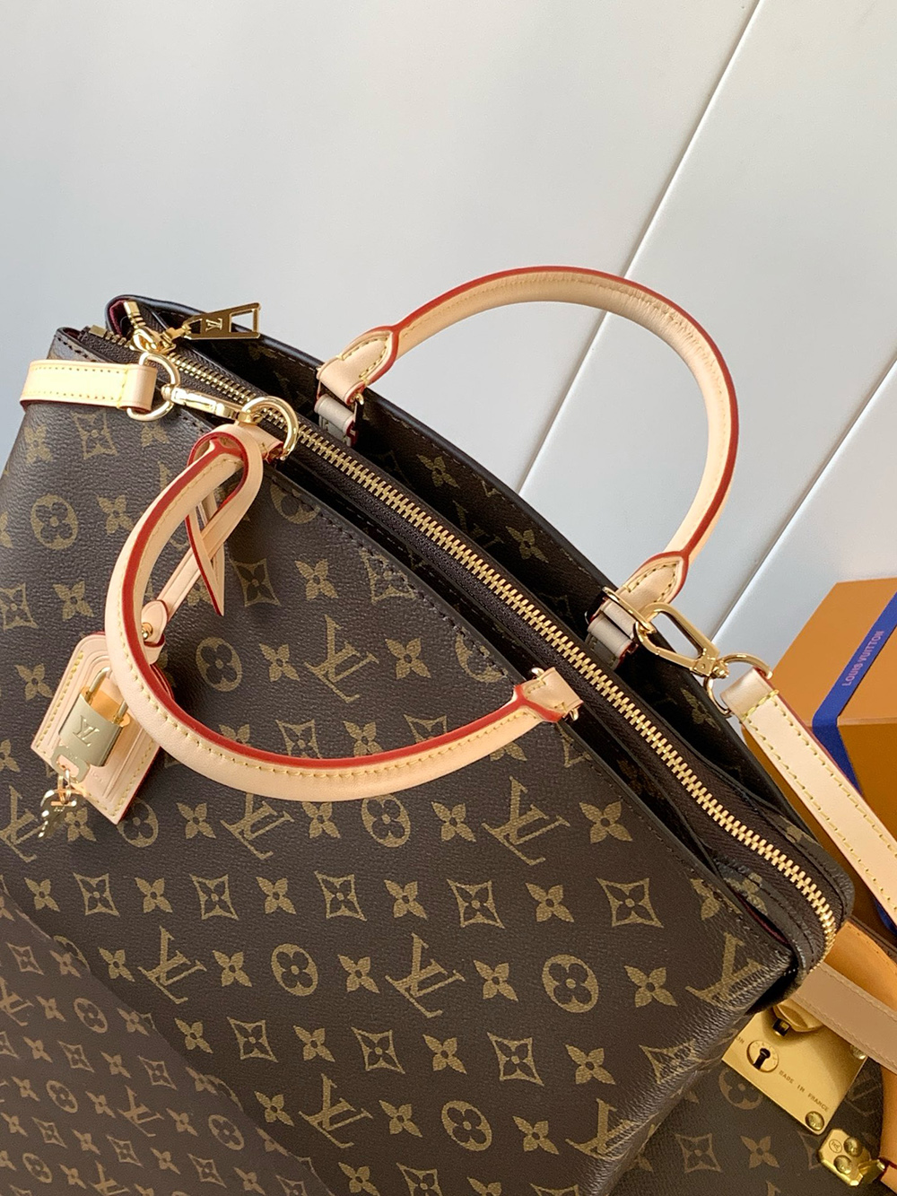 Louis Vuitton Grand Palais Bags M45900