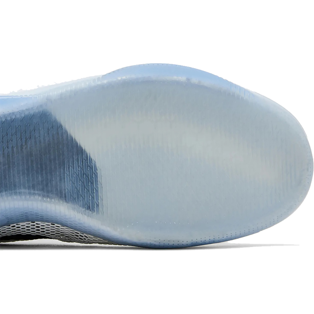 Kobe 11 'Fundamental'